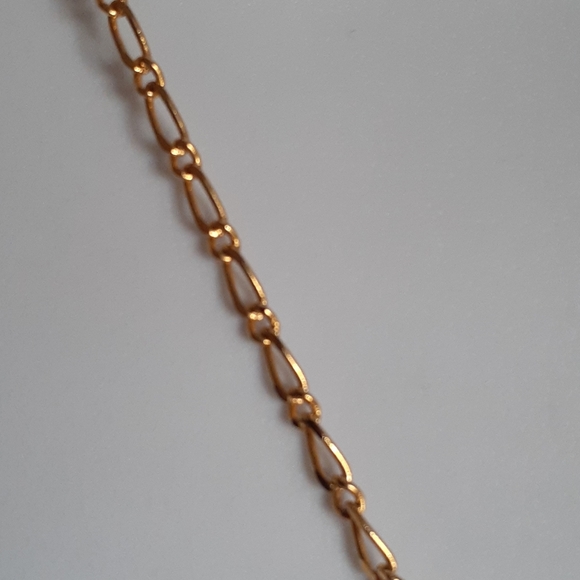 Vintage Pearls Pendant Necklace - Picture 3 of 6